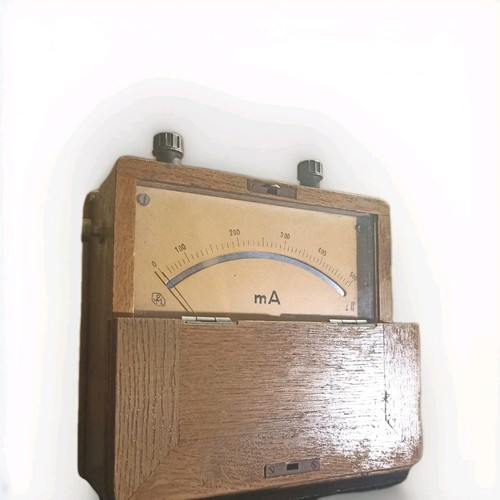 Historisches messgerät ampere - historisches,