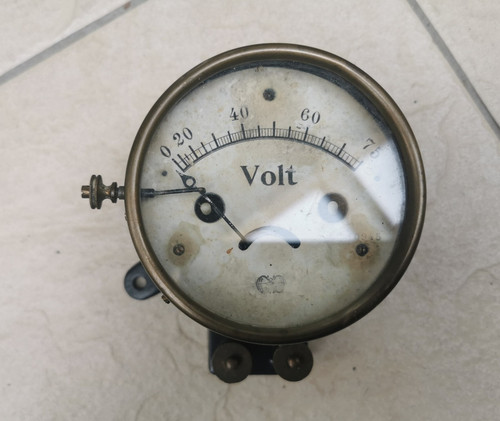 Voltmeter messgerät spannung - voltmeter,